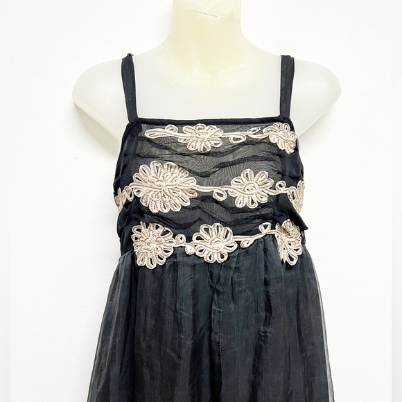 Anthropologie Zehavale Black Ruffle Floral Detail Silk Blend Mini Dress Sz 2 - Picture 4 of 9
